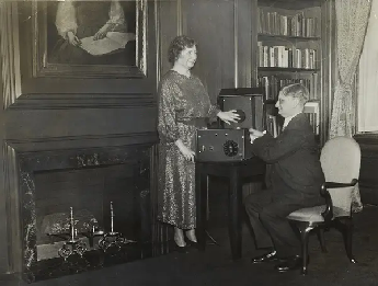 Helen Keller and Robert Irwin